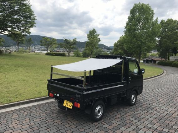 軽トラのdiyキットで荷台をキャンプ仕様に 車検時には取り外せるパーツで荷台テントを 軽トライアングル